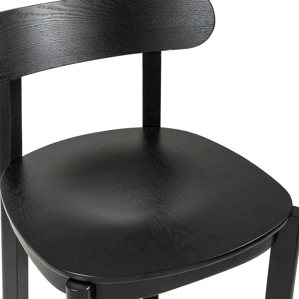 LEONBS_BK_Closeup_Chairforce-1