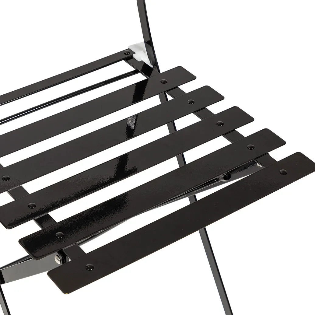 VIV-BK_Closeup_Chairforce-1